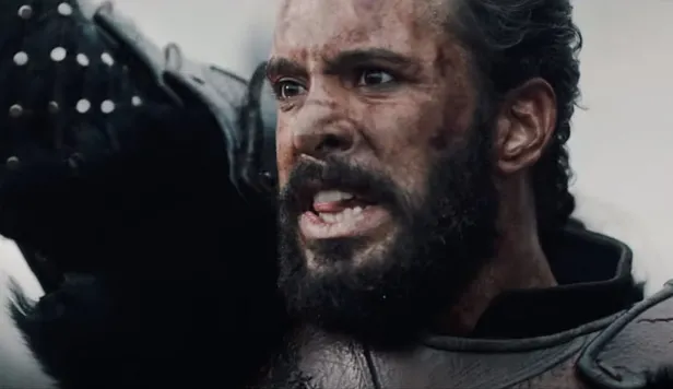 alparslan-buyuk-selcukluda-herkes-yuvadan-tek-tek-ayrilmisti-bakin-koca-kadrodan-geriye-bir-tek-kim-kaldi-1635774738179.jpg Bakın koca kadrodan geriye bir tek kim kaldı! Alparslan Uyanış Büyük Selçuklu'da tamı tamına 20 ayrılık!-2