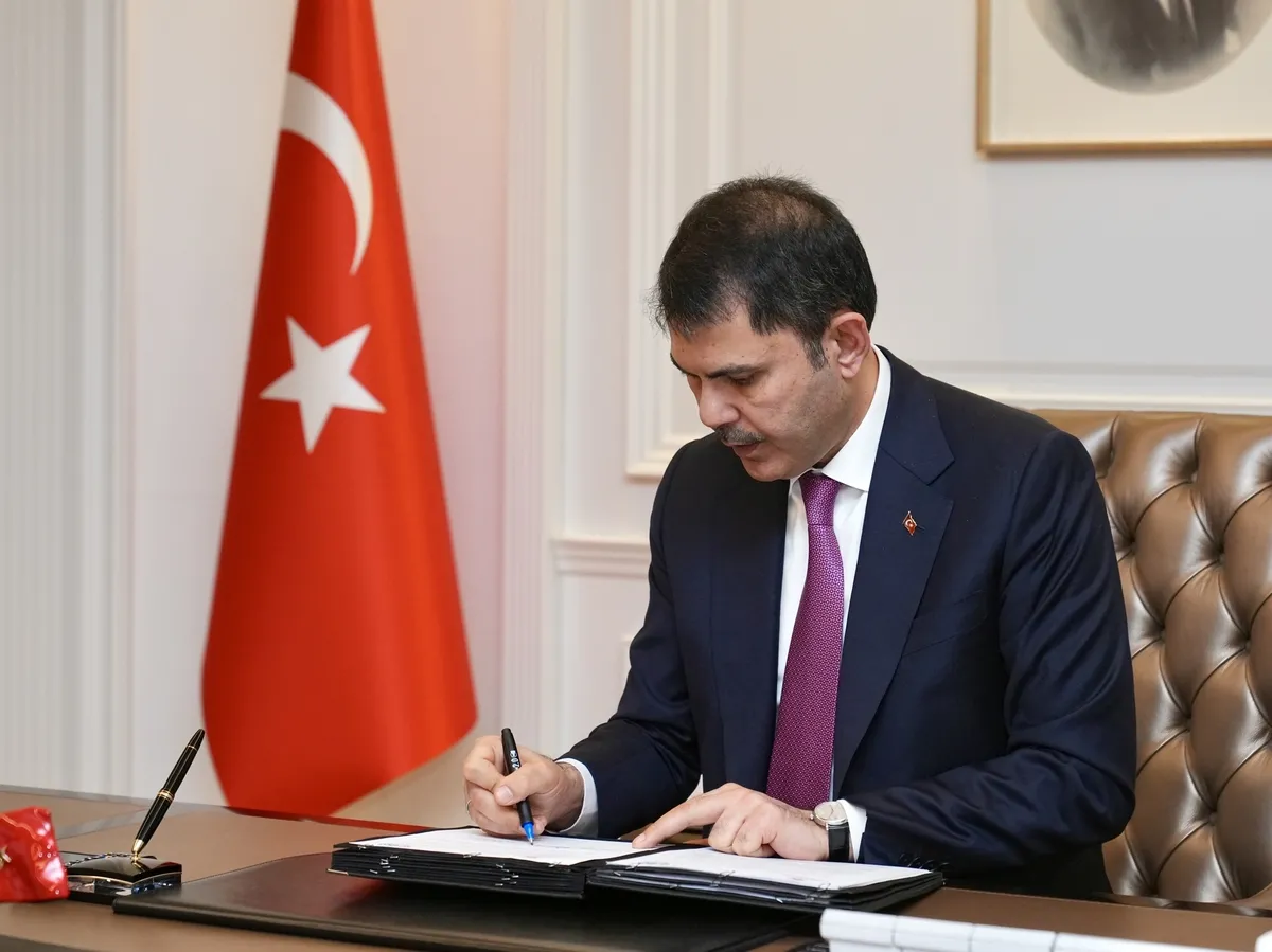 1779707612024.jpg Zonguldak’ta sosyal konut heyecanı: TOKİ’de yeni yaşam başladı! "Kira öder gibi ev sahibi olduk"-4