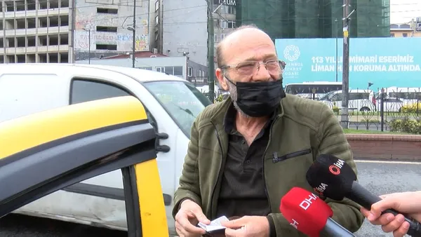 taksimetrede-250-tl-yazmasi-polisleri-suphelendirdi-direksiyon-altinda-ucrete-mudahale-eden-dugme-bulundu-kirl-1644838976699.jpg Taksimetrede 250 TL yazması polisleri şüphelendirdi! Direksiyon altında ücrete müdahale eden düğme bulundu! O düğme bakın ne çıktı?-8