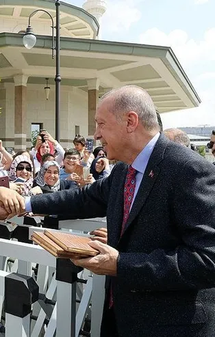 Başkan Erdoğan'a vatandaşlardan sevgi seli