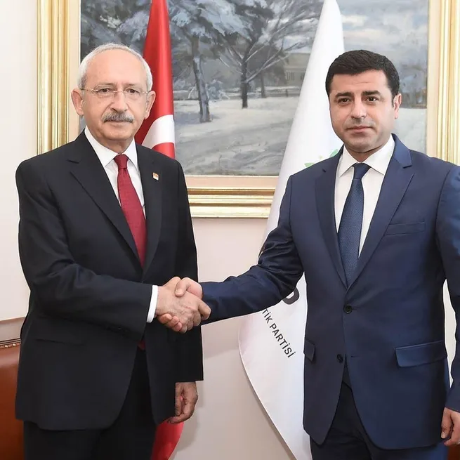HDPKKlı Selahattin Demirtaştan Kemal Kılıçdaroğluna yeni destek! Cengiz Çandarın mutabakat itirafı yeniden gündemde...
