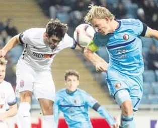 Ukrayna’da Fener güldü!