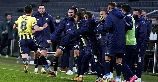 Son 6 maçta 4 yenilgi alan Fenerbahçe dün Başakşehir’i yenerek kendine geldi