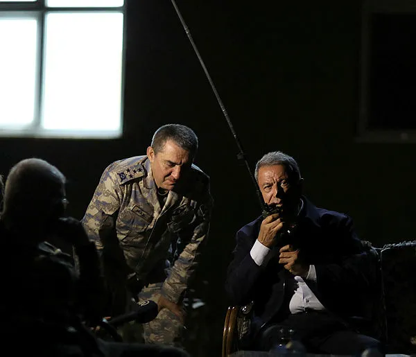 Bakan Akar'dan generallere ilişkin çirkin sözlere sert tepki: Yargı önünde hesabını verecekler-3