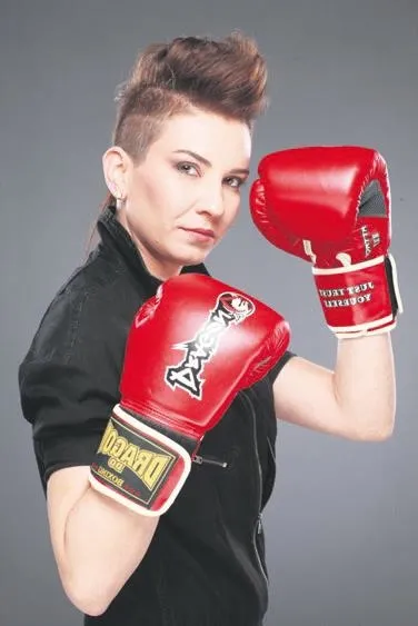 basariya-gelin-onceki-aksam-gelinlik-koleksiyonunu-sergileyen-asena-gozyaslarini-tutamadi-saklambac-haberleri-1668635236387.jpeg Başarıya 'gelin'! Önceki akşam gelinlik koleksiyonunu sergileyen Asena gözyaşlarını tutamadı | Saklambaç haberleri-5