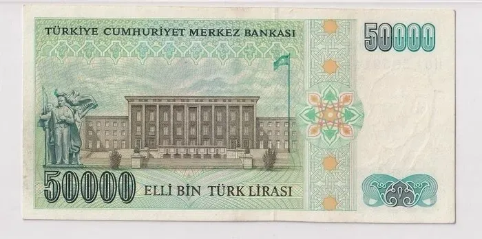 sarraflar-pesinde-kosuyor-eski-50000-tllik-banknotu-bulan-servet-sahibi-oldu-tanesi-tam-25000-tl-1728489171908.jpeg Eski 50.000 TL’lik banknotu bulan servet sahibi oldu! Sarraflar peşinde koşuyor! Tanesi tam 25.000 TL...-4