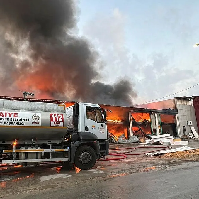 Alevler bir anda etrafı sardı!