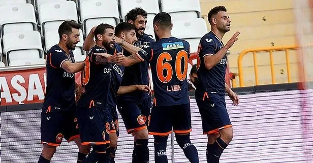 Antalyaspor 1-2 Medipol Başakşehir | MAÇ SONUCU