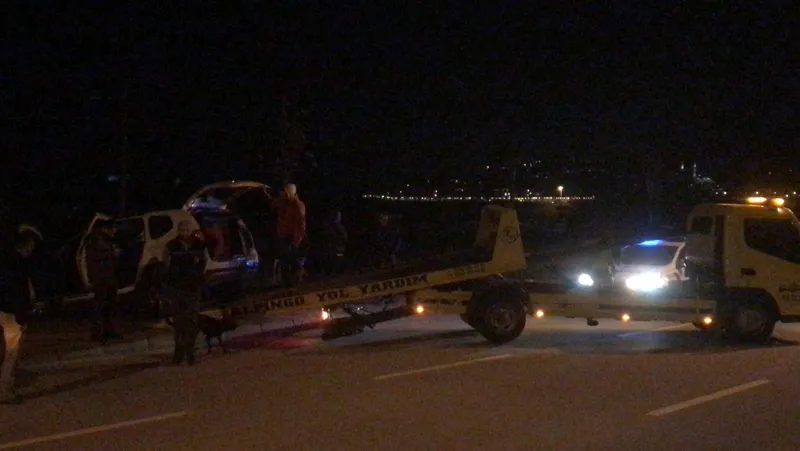 Giresun'da 'dur' ihtarına uymayan sürücü polislere çarptı - 9