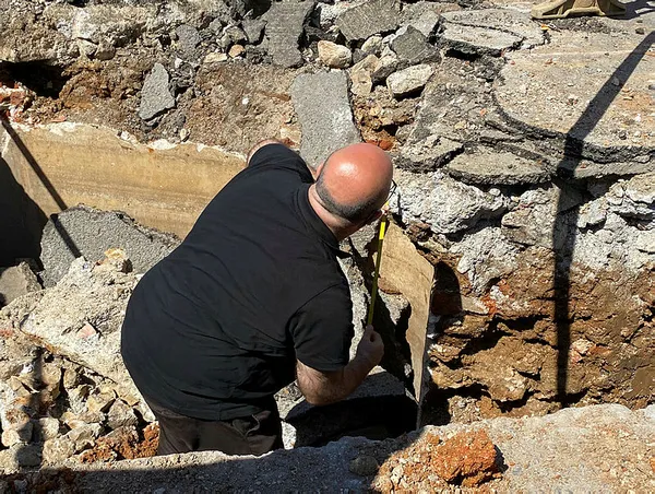 buyukadada-tarihi-kesif-bizans-doneminden-kalma-adalar-belediyesine-halktan-tepki-1652349821760.jpg Büyükada'da tarihi keşif! Bizans döneminden kalma... Adalar Belediyesi'ne halktan tepki-6