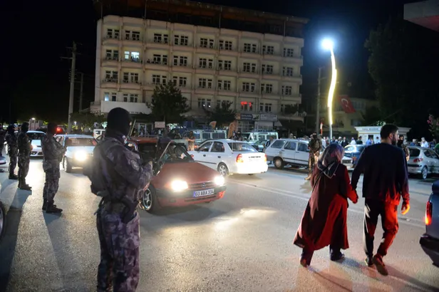 Özel harekat, jandarma, çevik kuvvet geldi! Tokat'ta ortalık karıştı-9