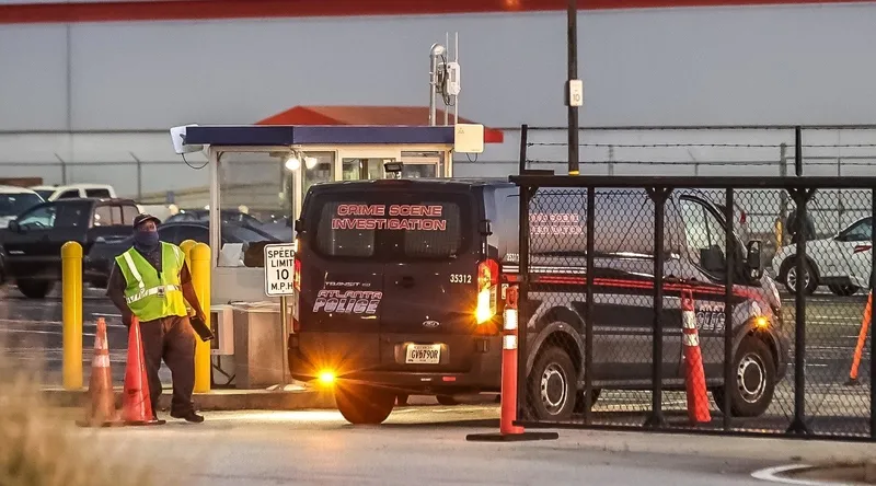 ABD'de korkunç kaza! Uçak lastiği değişim sırasında patladı: Ölü ve yaralılar var-2