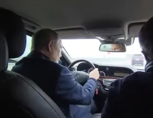 Putin Kırım Köprüsü’nden araçla geçti!