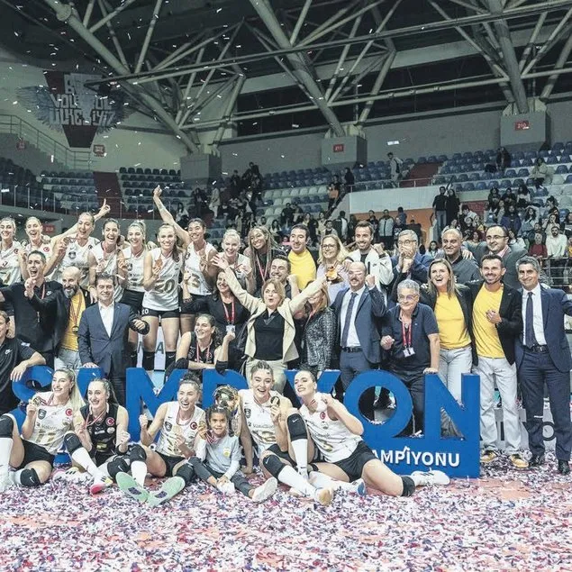 Şampiyon Vakıfbank