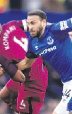 Cenk Tosun ödüle aday