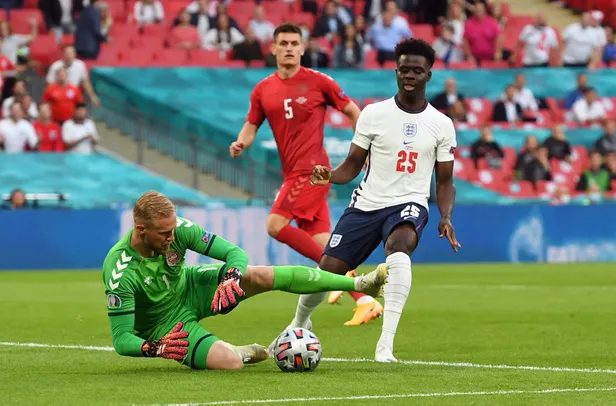 euro-2020-finali-ne-zaman-hangi-tarihte-nerede-oynanacak-geri-sayim-euro-2020-finalistleri-kimler-oldu-1625687473344.jpg EURO 2020 finali ne zaman, hangi tarihte, nerede oynanacak? Geri sayım: EURO 2020 finalistleri kimler oldu?-5