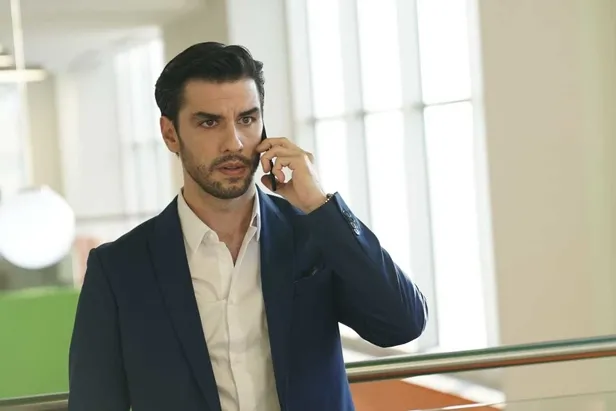 İkimizin Sırrı 1. bölümü ve güçlü oyuncu kadrosu ile bu akşam ATV'de! "Bazıları için mutluluk küçük oyunlarda saklı…"-6