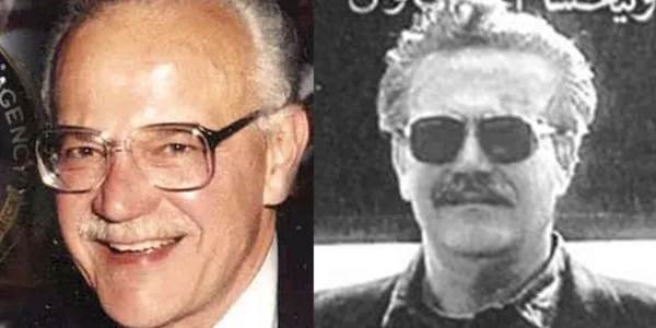 afganistandaki-sifreleri-cozen-tarihi-fotograf-ronald-reagan-afgan-savascilari-agirladi-1629371047184.jpg Afganistan'daki şifreleri çözen tarihi fotoğraf! Ronald Reagan, Afgan savaşçıları ağırladı-5