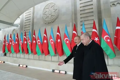 Son dakika: Karabağ zaferini kutladı! Başkan Erdoğan ve Aliyev düşmanlara bu sözlerle meydan okudu