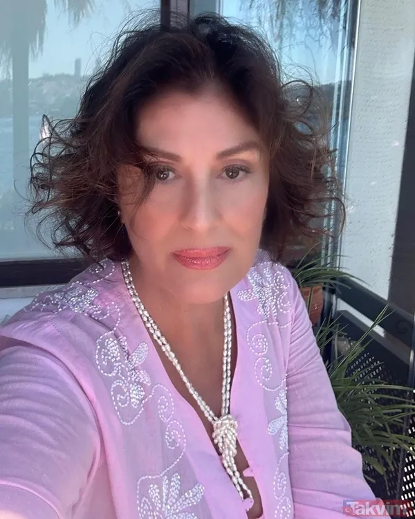 68’lik Gülşen Bubikoğlu’nun son haline bakın! Yalısından paylaşan Gülşen şaşkına çevirdi! Yeşilçam’ın en güzel kadınlarındandı... - 25