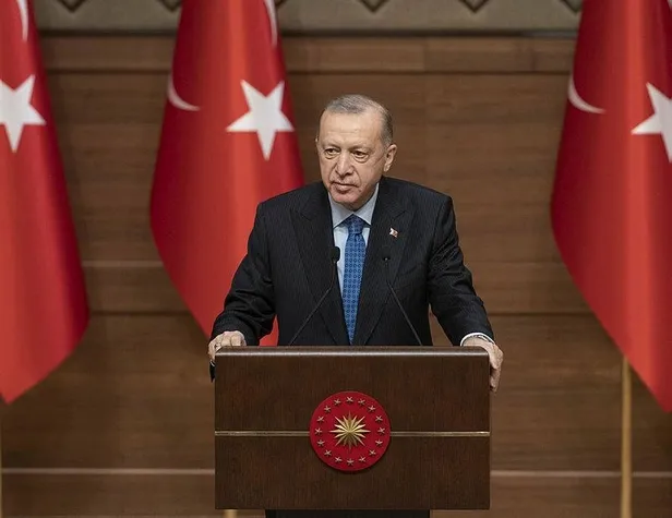 dolardaki-dususe-alim-firsati-demisti-iyi-partili-durmus-yilmaz-cark-etti-kimseye-al-veya-sat-tavsiyesinde-bulunmadim-1640209693742.jpeg Dolardaki düşüşe ‘alım fırsatı’ demişti! İYİ Partili Durmuş Yılmaz çark etti: "Kimseye al veya sat tavsiyesinde bulunmadım"-3