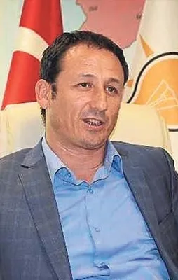 ‘Çıray 3 maymunu oynuyor’