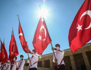 Yurtta 19 Mayıs coşkusu! Tüm Türkiye kırmızı-beyaza büründü