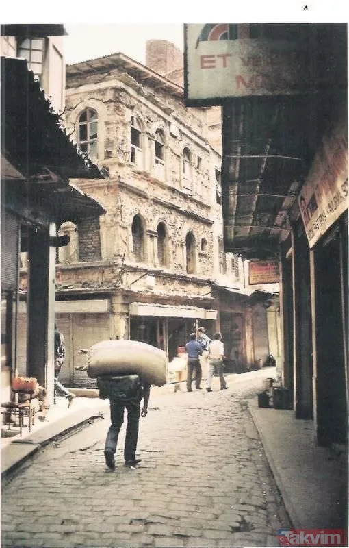Usta sanatçı Ara Güler'in objektifinden eski İstanbul fotoÄrafları! Ara Güler kimdir?