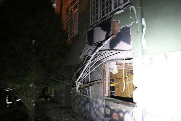 kocaelide-mutfak-tupu-bomba-gibi-patladi-yaralilar-var-1609016076937.jpeg Kocaeli’de mutfak tüpü bomba gibi patladı: Yaralılar var-3