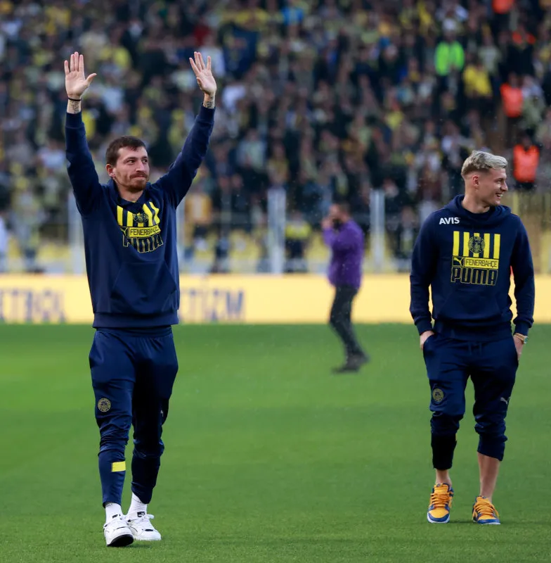 Fenerbahçe haberleri | Alioski İstanbul'da kalacak! Sürpriz transfer - 4