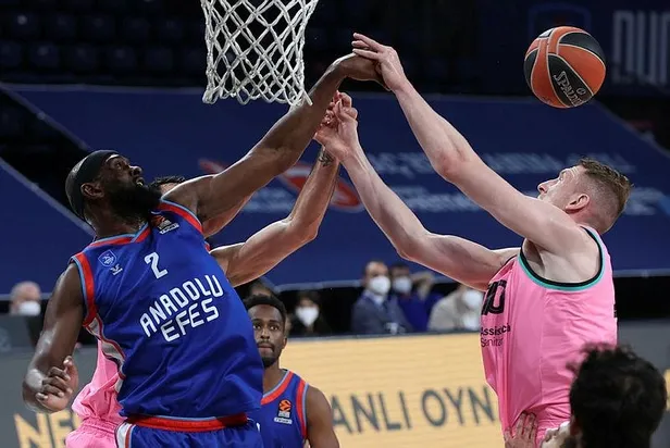 anadolu-efes-86-76-barcelona-ozet-izle-1608669541963.jpeg Anadolu Efes 86 - 76 Barcelona | ÖZET İZLE-4