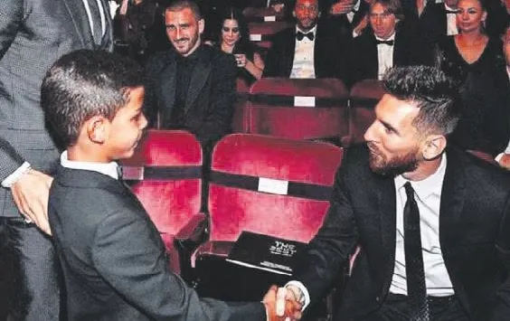 Ronaldo’ya evlat kurşunu!