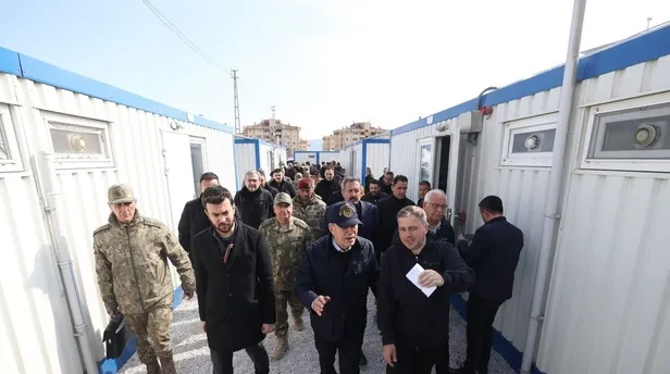 Milli Savunma Bakanı Hulusi Akar: "17 dakika içinde İnsani Yardım Tugayı'na 'hazır ol' emri verildi"-3