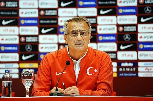 A Milli Takım Teknik Direktörü Şenol Güneş: Askerlerimizin yanındayız
