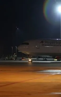 Rusya'nın ilk charter uçağı Antalya'da