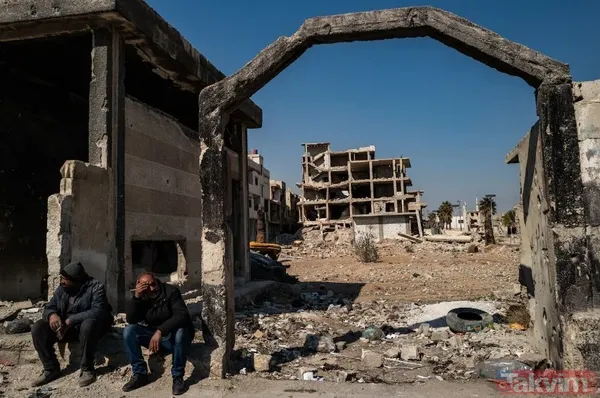 Suriyeliler evlerinde küle dönmüş cesetler buldu! Diktatör Esad yüzünden yıllarca ihbar edemediler - 5