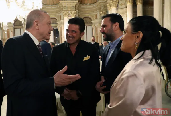 Hakan Ural Dolmabahçe Sarayı’nda gerçekleşen iftardan Başkan Recep Tayyip Erdoğan ile fotoğrafını paylaştı: "Sevmek ayıp mı yahu" - 44