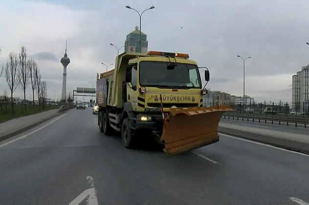 SON DAKİKA: İstanbul'da kar yağışı başladı!