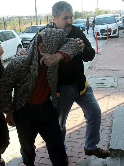 Adana'da korkunç olay! Eşiyle ilişki yaşayan kişiyi başına taşla vurarak öldürdü-3