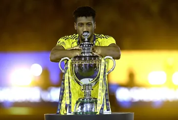 Galatasaray’ın transferini Sane bitirecek!