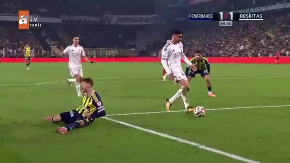 Fenerbahçe 1-2 Beşiktaş (GENİŞ ÖZET)