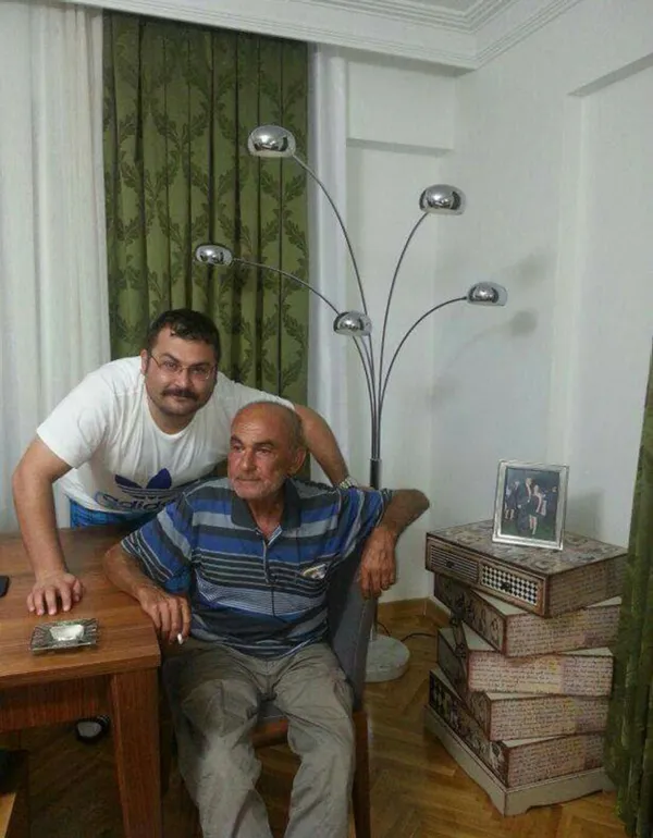 annesi-ve-kardesini-olduren-hatay-vali-yardimcisi-annem-beni-hic-sevmedi-evde-yaptigi-yemegin-bile-parasini-istiyordu-1628674400994.jpg Annesi ve kardeşini öldüren Hatay Vali Yardımcısı: Annem beni hiç sevmedi evde yaptığı yemeğin bile parasını istiyordu-9