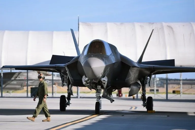 ABD'nin F35 savaş uçağı düştü - 7