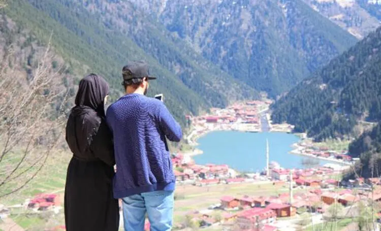 Koronavirüs de onları durduramadı! Tam 4 katına çıktı! O ülkeden akın ediyorlar - 12