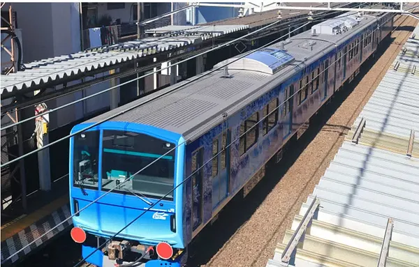 japonlar-bunu-da-yapti-hidrojenle-calisan-tren-tanitildi-1645249338452.jpg Japonlar bunu da yaptı! Hidrojenle çalışan tren tanıtıldı-3