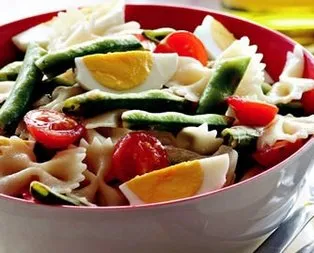 Baklalı Makarna Salatası Tarifi