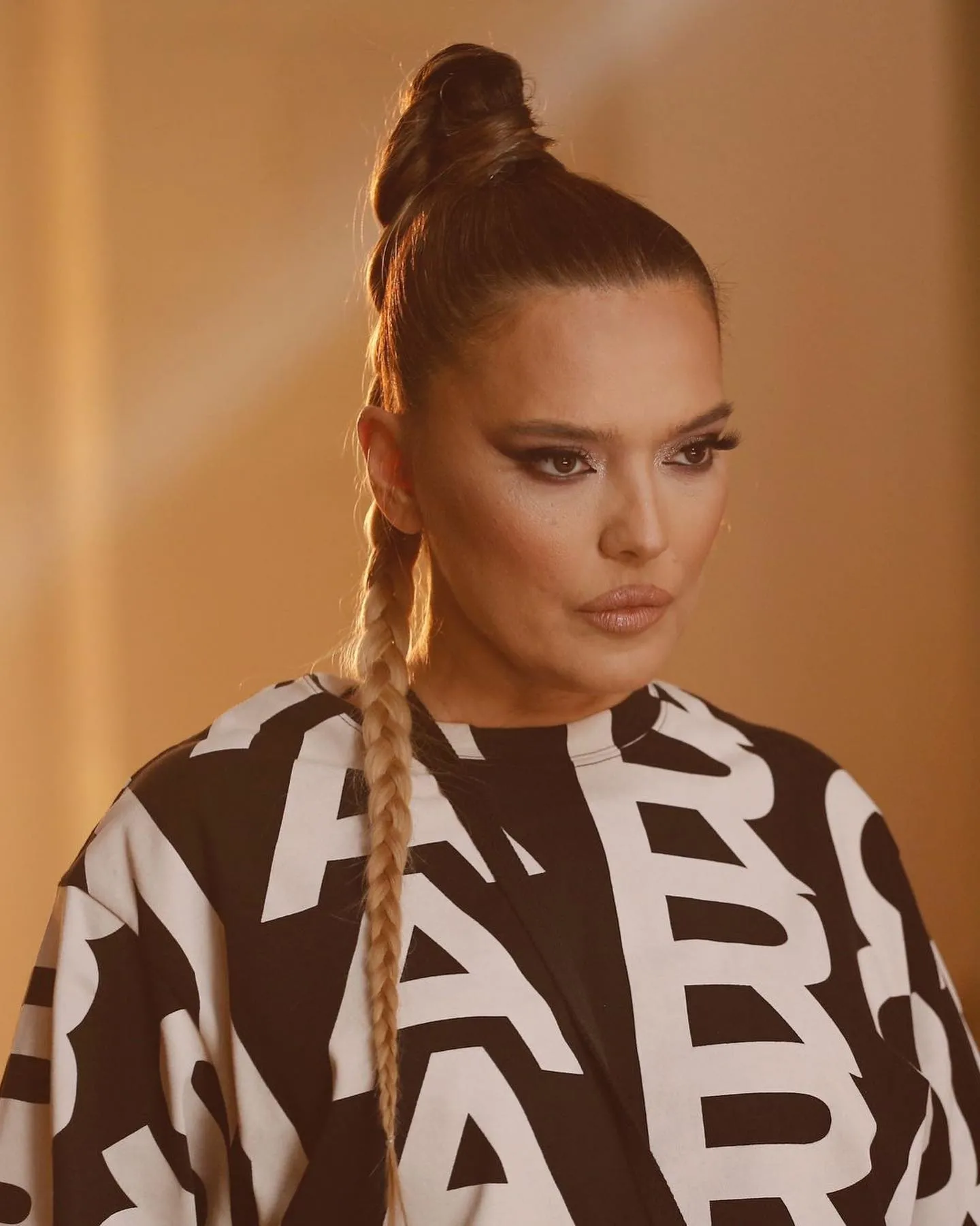 2 yaşında babasını kaybeden Demet Akalın “Yaşayamadığımız yıllar için” deyip paylaştı! Takipçilerini hüzne boğdu - 3