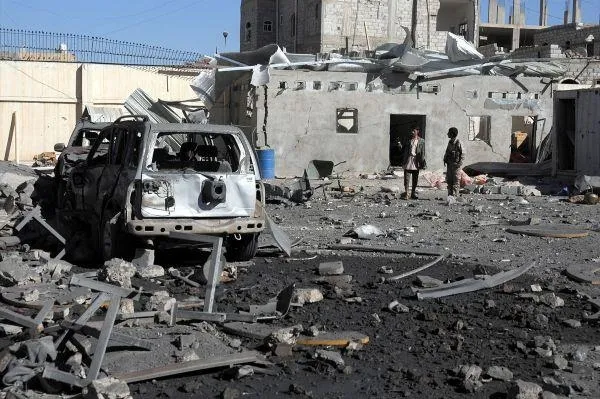 Suudi Arabistan Yemen'i vurdu: Onlarca ölü var!-3