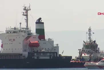 İstanbul-Bakırköy’de karaya oturan gemi için kurtarma çalışmaları devam ediyor