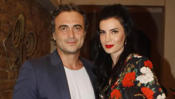 kutsi-kimdir-kac-yasinda-nereli-kutsi-kiminle-evli-cocugu-var-mi-kutsi-ne-demek-1633253310700.jpg Kutsi kiminle evli, çocuğu var mı? Kutsi ne demek? Kutsi kimdir, kaç yaşında, nereli?-2